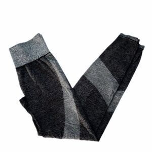 VS PINK Gray /Black Athletic Legging Pants sz S Womens
